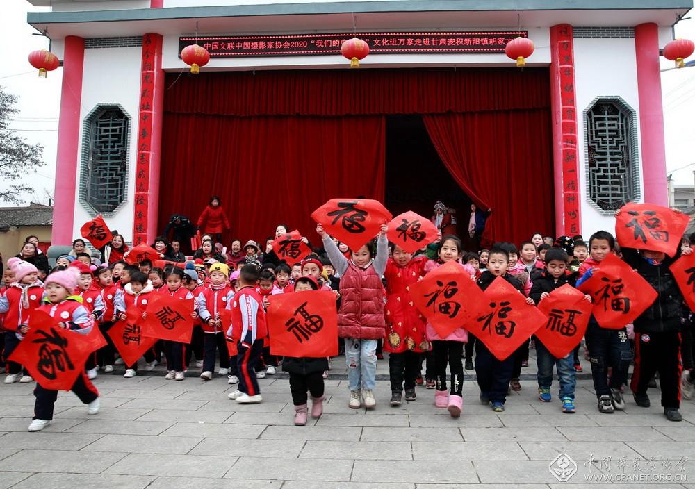 22.胡家大庄活动现场。乔理摄.jpg