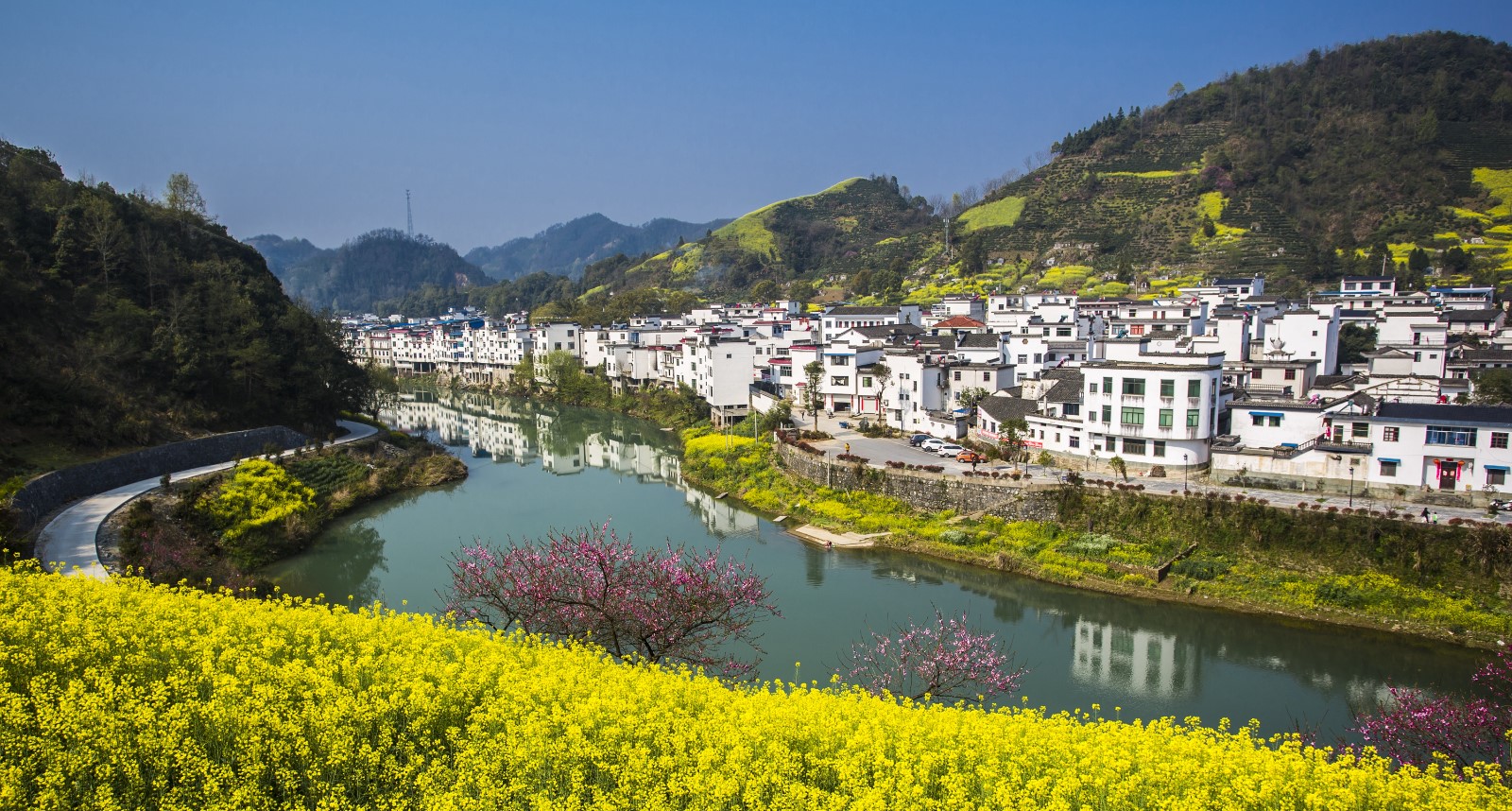 《美丽乡村》吴剑晖.jpg