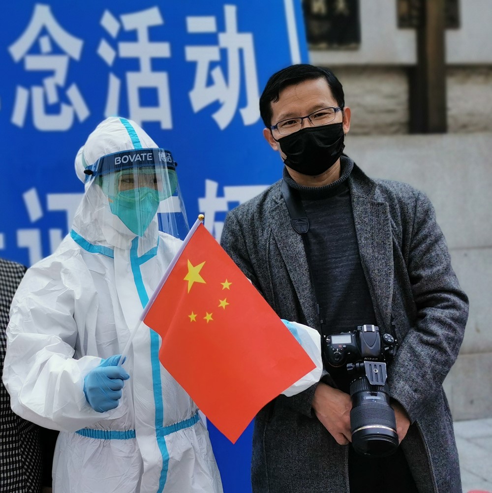 此次展出的摄影作品采用安徽传统宣纸与收藏级印刷工艺相结合,以传统