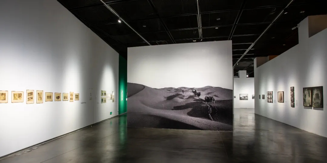 西北望—1870年以来的西北影像展在银川当代美术馆展出