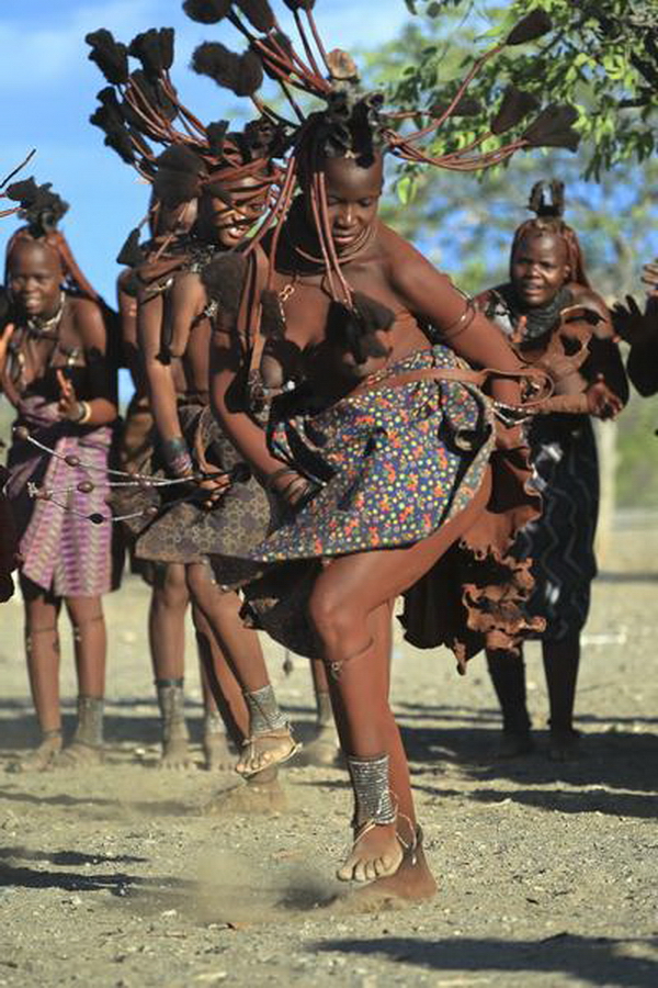 "中国摄影家眼中的纳米比亚"摄影展在京举办