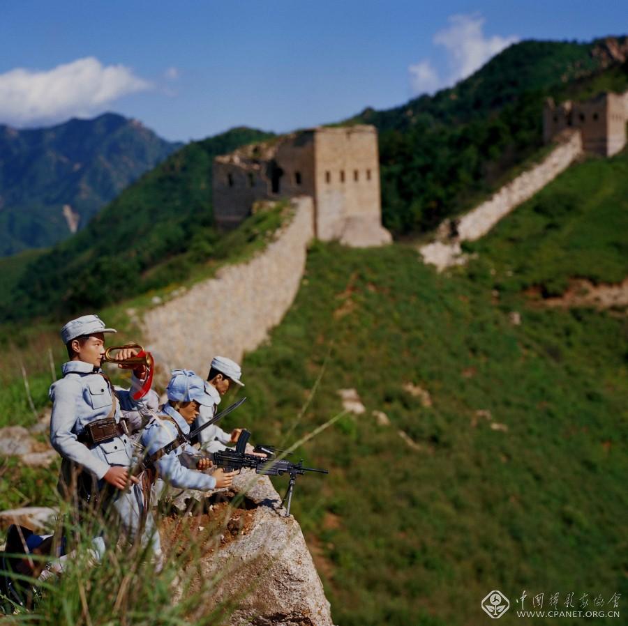 八路军战斗在浮图峪长城被子弹击中的士兵出征老山父辈的旗帜父辈的