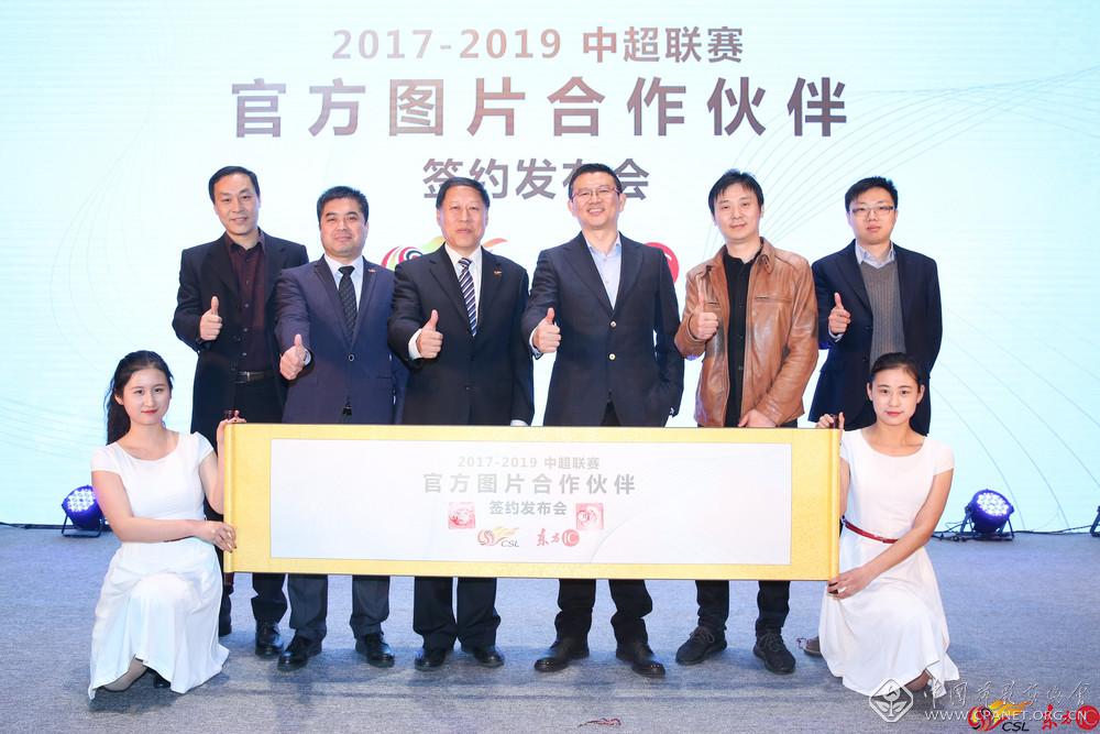 独家签约顶级主播打造专属内容生态