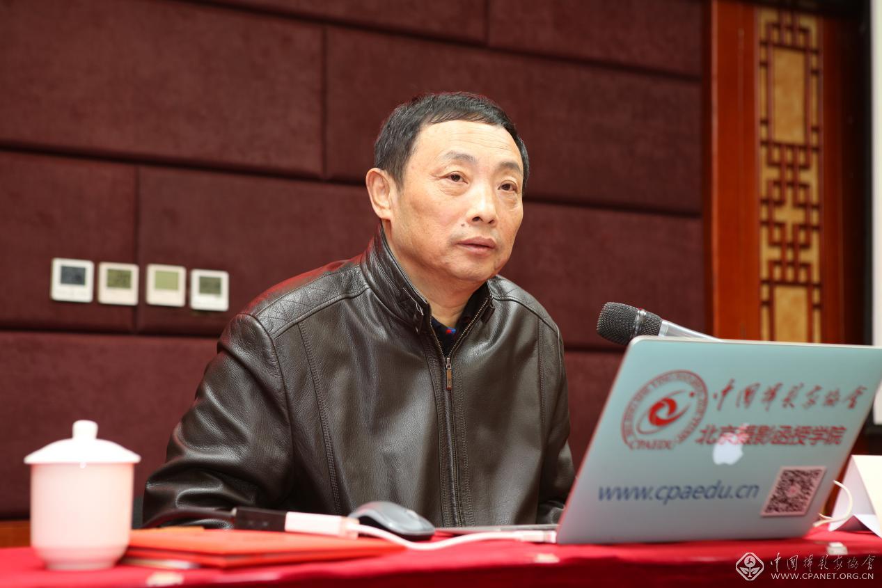 侯少文授课 吴承欢摄