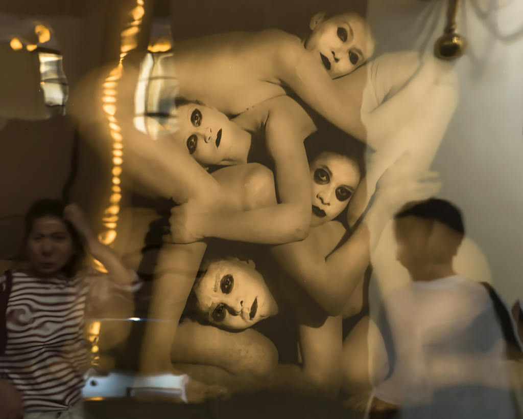 中国第17届国际摄影艺术展览入展作品公布之艺术类(组)王一鸣 《参展》中国