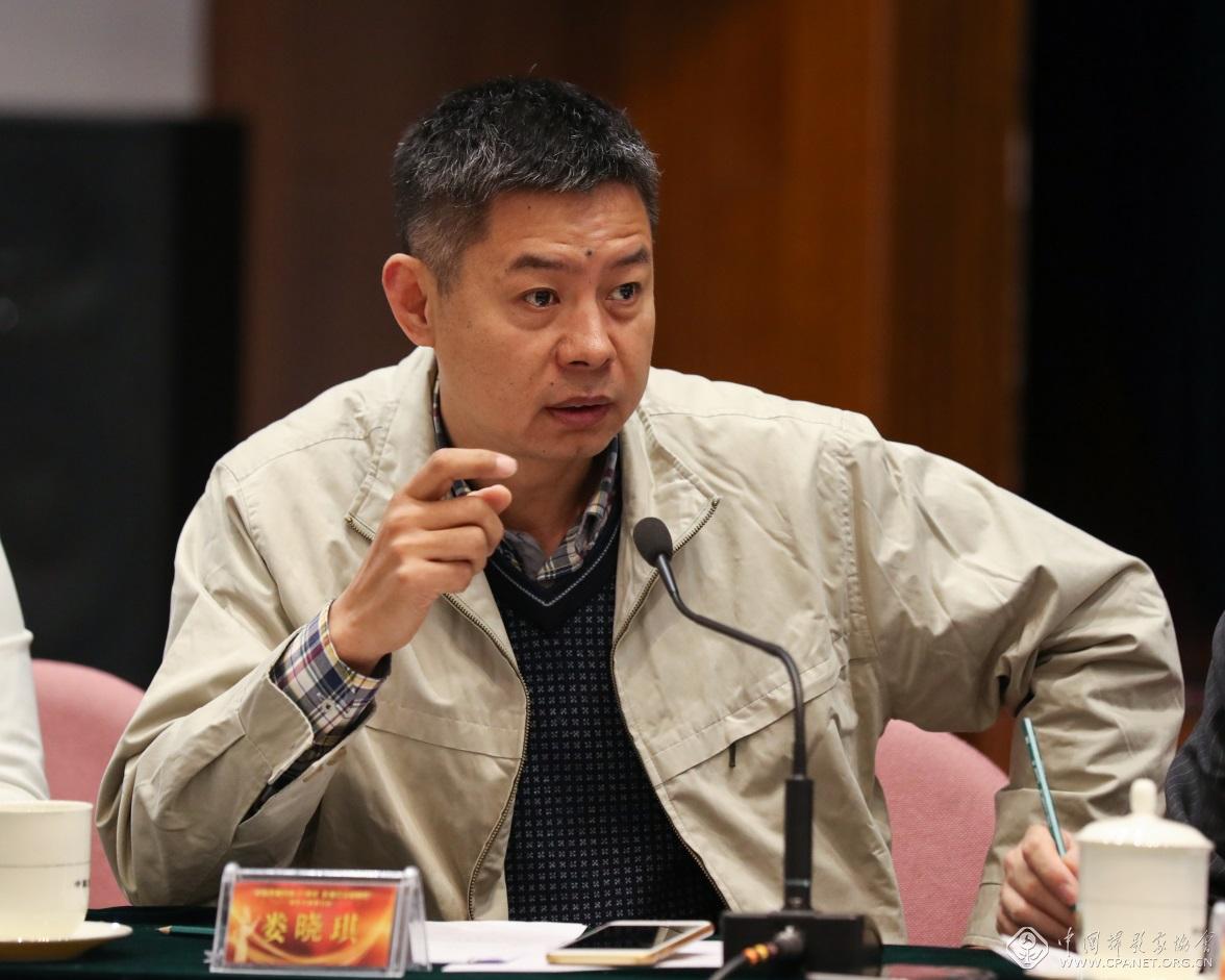 文明杂志社社长,总编娄晓琪发言.王玺摄