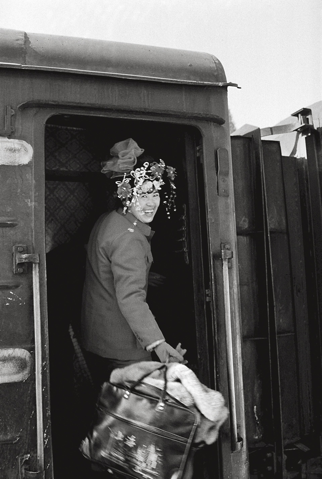 王福春《火车上的中国人》40年摄影作品展