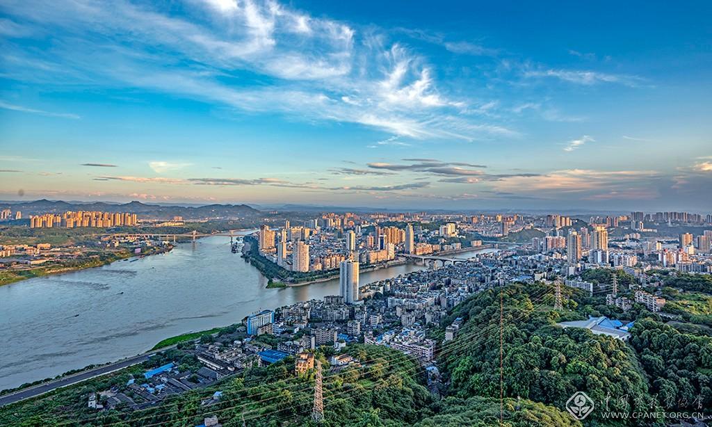 中国酒城·醉美泸州摄影展在京展出