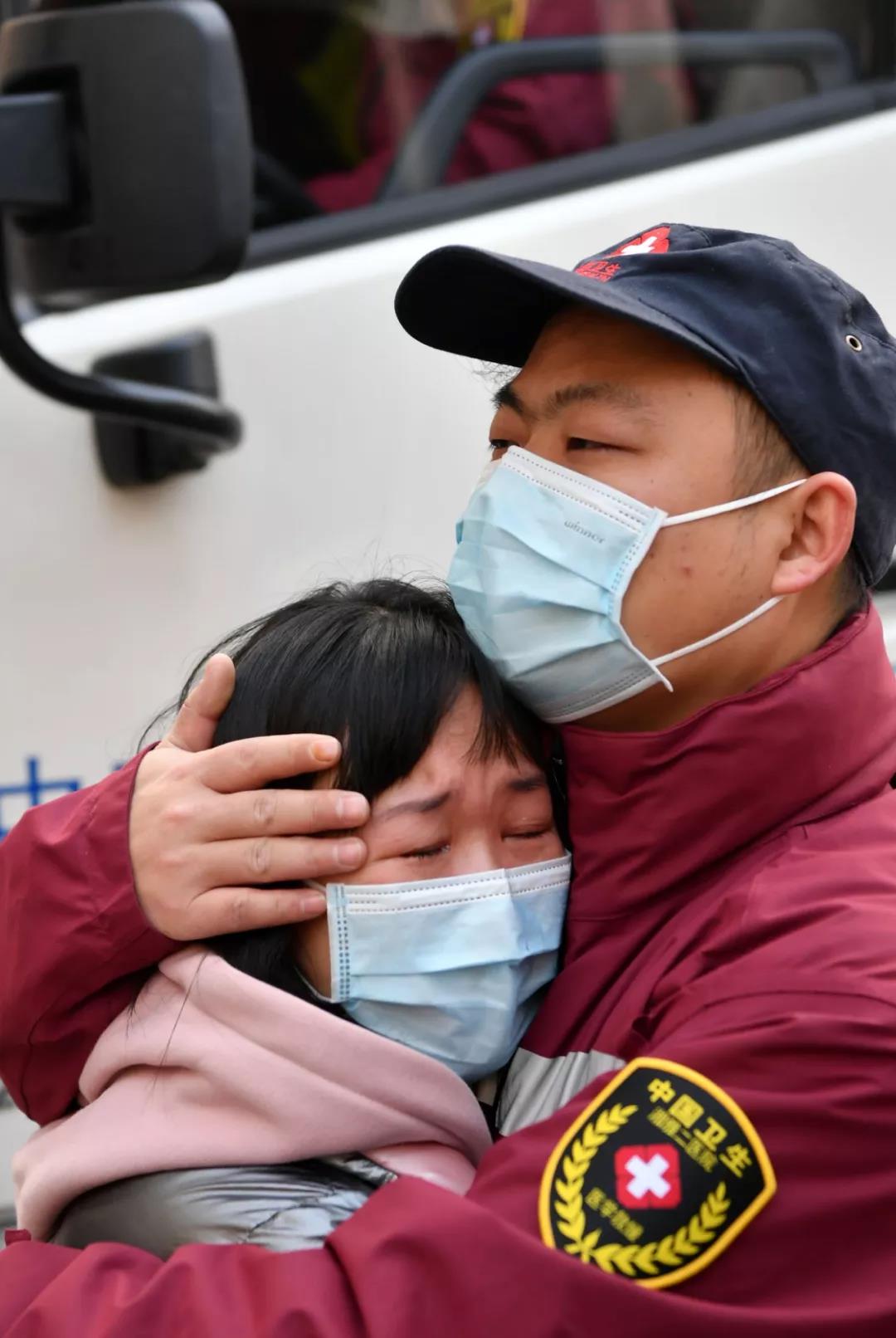 湖南摄协光影定格最美瞬间镜头记录抗疫一线