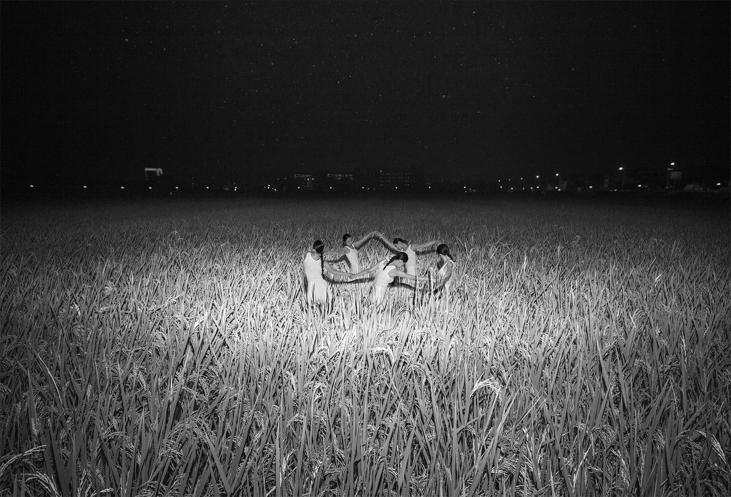 中国摄影金像奖获奖者胡国庆摄影典藏展