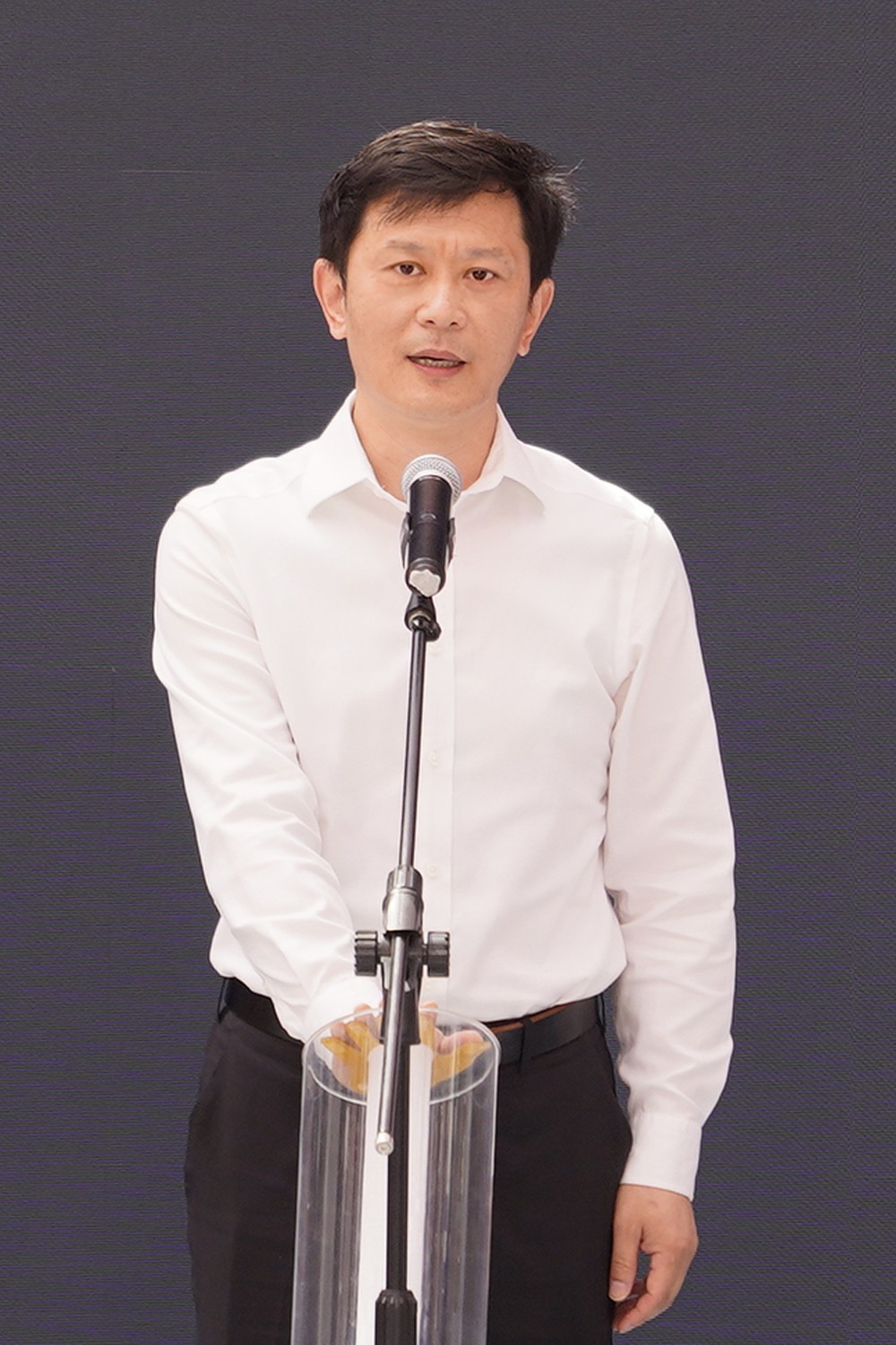 李舸宣布展览开幕。陈黎明  (3).jpg