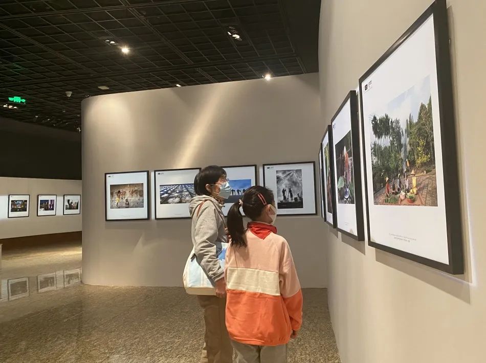 影像盛宴 | 北京国际摄影周三大摄影展开展--中国摄影家协会网