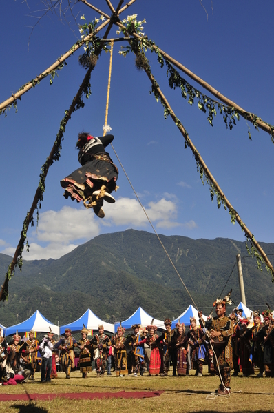 "拜访部落"摄影 呈现台湾原住民风情--中国摄影家协会网