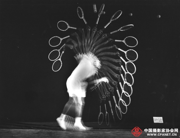 频闪博士停住时间的人